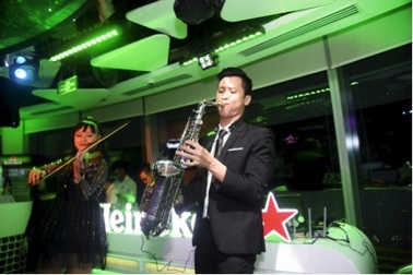Tưng bừng không khí đón năm mới tại "The World of Heineken"