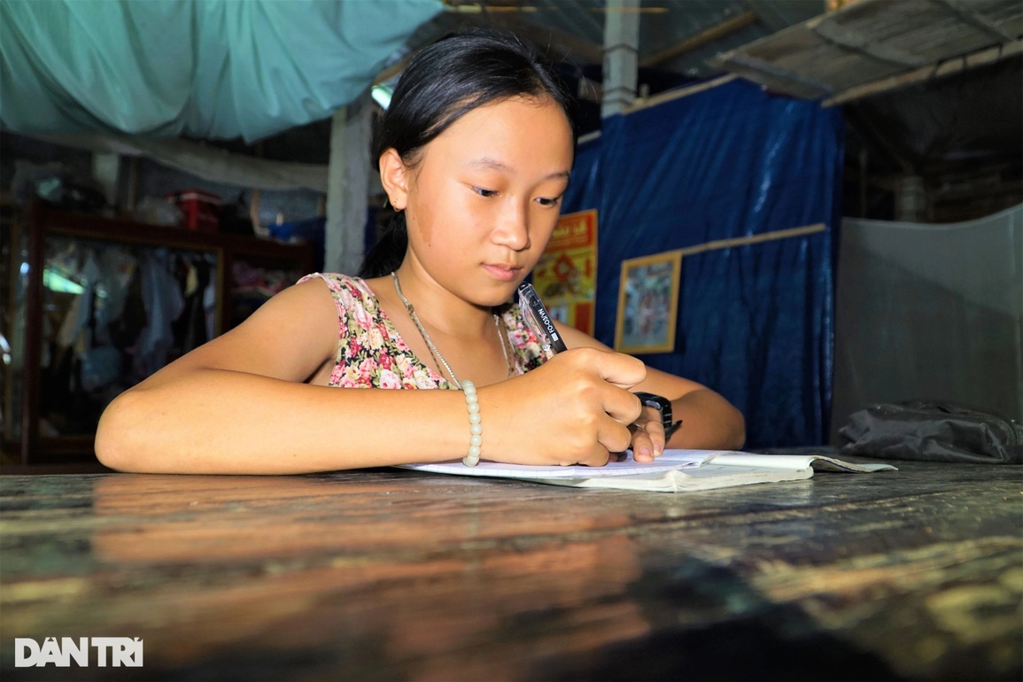 Lão nông mù tiết lộ bí quyết đặt trúm lươn siêu lạ, hát cải lương siêu hay - 10 Lão nông mù tiết lộ bí quyết đặt trúm lươn siêu lạ, hát cải lương siêu hay - 10
