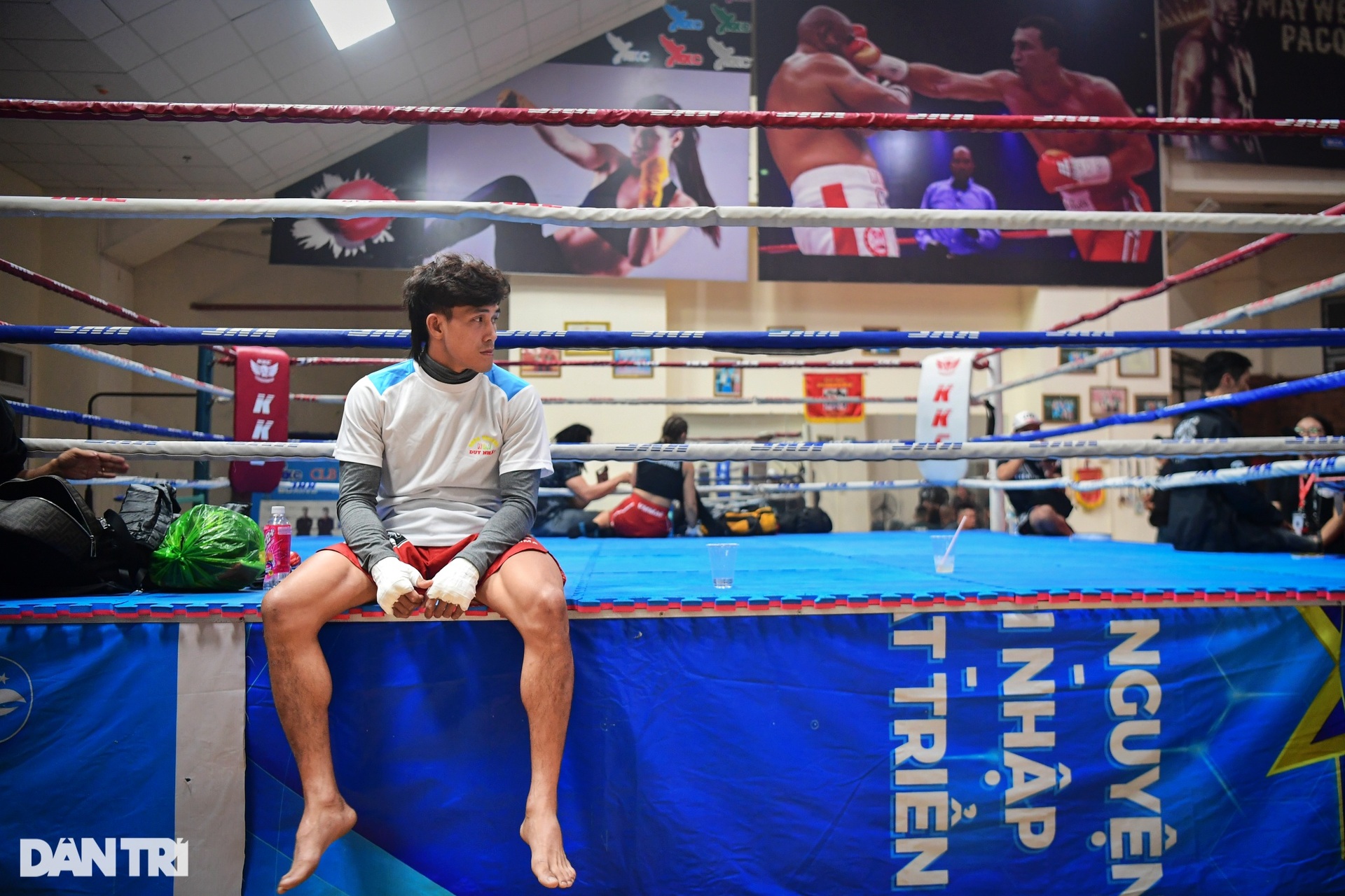 Độc cô cầu bại Duy Nhất tung đòn khiến đối thủ bỏ chạy tại MMA Việt Nam - 5 Độc cô cầu bại Duy Nhất tung đòn khiến đối thủ bỏ chạy tại MMA Việt Nam - 5