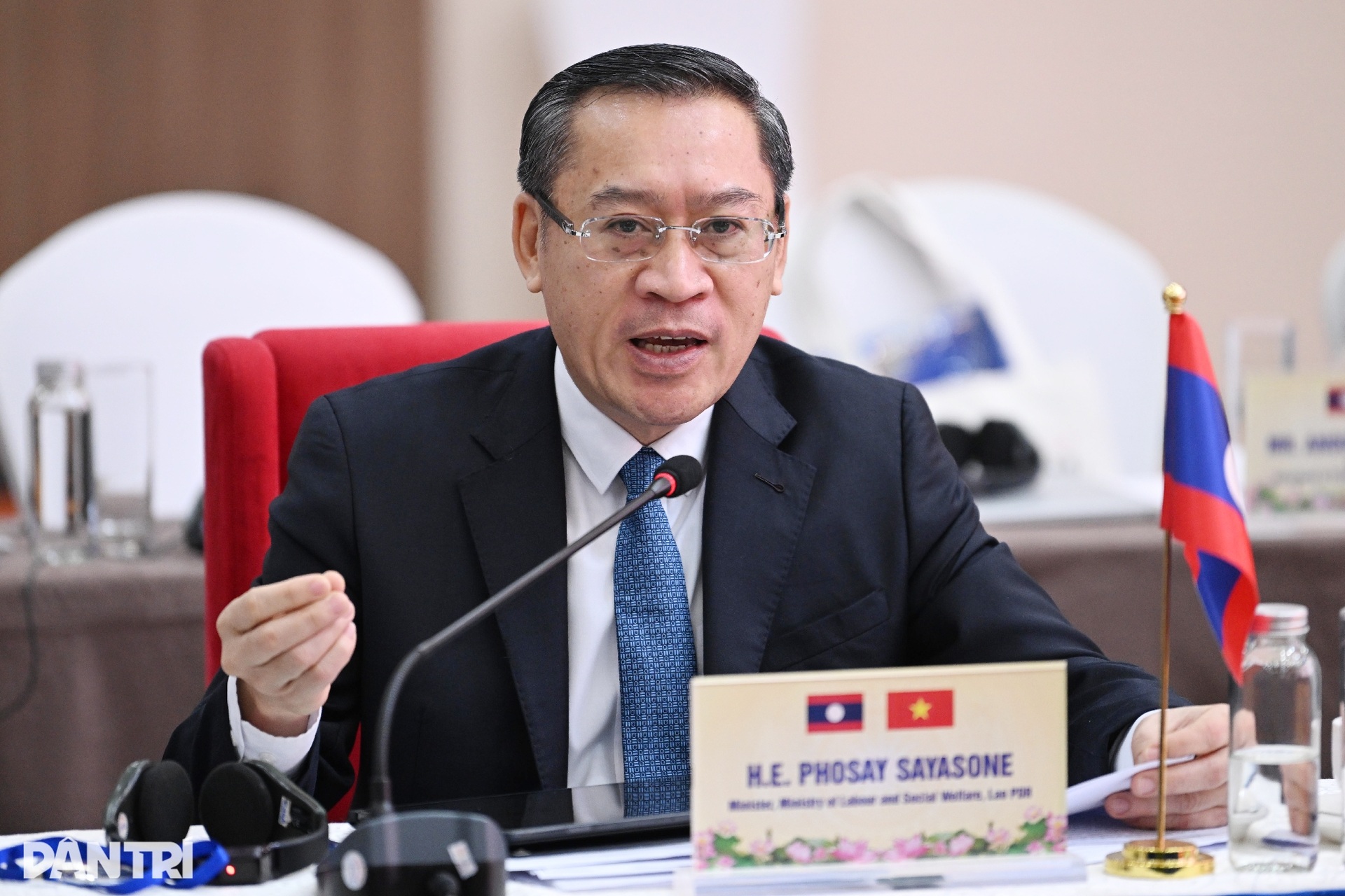Überblick über die 9. bis 12. Konferenz der Arbeitsminister Vietnams und Laos Toàn cảnh Hội nghị Bộ trưởng Lao động Việt Nam - Lào lần thứ 9 - 12
