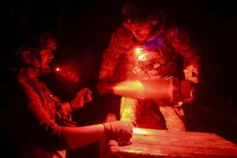 Nga "thắt nút cổ chai", nghị sĩ Ukraine cảnh báo Pokrovsk sắp thất thủ