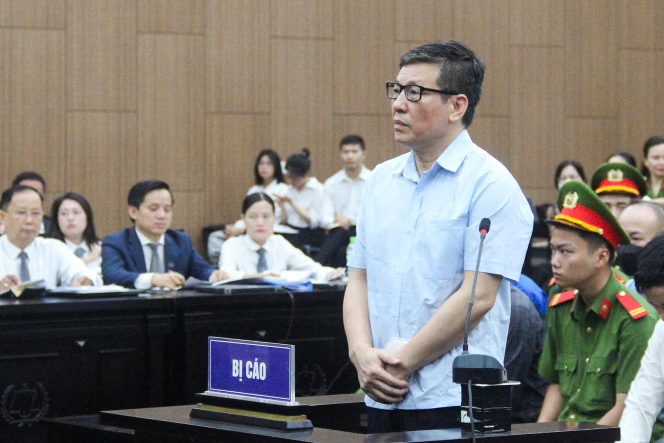 Vụ Phúc Sơn: 72,5 tỷ đồng, 2,62 triệu USD và những lời hối hận - 3 Vụ Phúc Sơn: 72,5 tỷ đồng, 2,62 triệu USD và những lời hối hận - 3