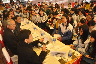 Ngày hội Tư vấn xét tuyển: Thỏa mãn “cơn khát thông tin” của thí sinh