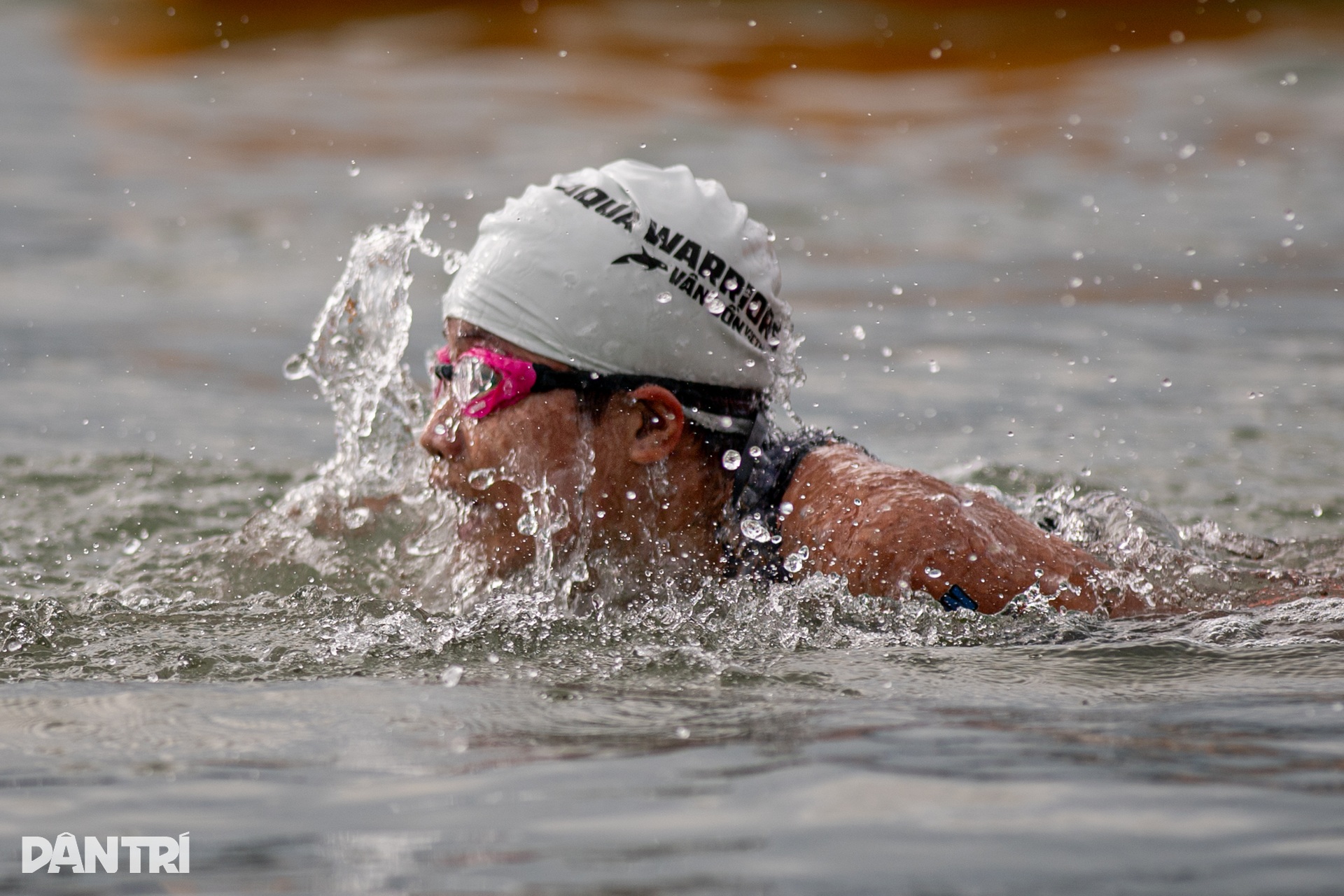 1.200 VĐV căng sức thi đấu bơi - chạy ở giải Aquathlon Warriors Van Don - 6 1.200 VĐV căng sức thi đấu bơi - chạy ở giải Aquathlon Warriors Van Don - 6