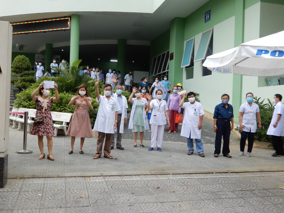 Đà Nẵng gỡ lệnh phong tỏa Trung tâm y tế quận Hải Châu - 2 Đà Nẵng gỡ lệnh phong tỏa Trung tâm y tế quận Hải Châu - 2
