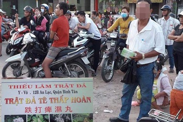 Tái xuất "ảo thuật gia" bán thuốc gia truyền