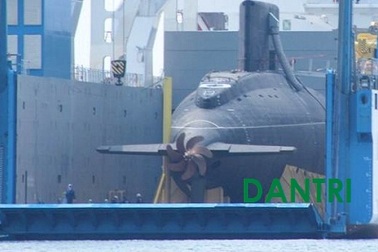 Tàu ngầm Kilo TP Hồ Chí Minh trước giờ hạ thủy