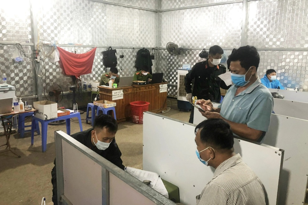 Duy trì 4 chốt kiểm soát ra vào tỉnh Điện Biên - 2 Duy trì 4 chốt kiểm soát ra vào tỉnh Điện Biên - 2
