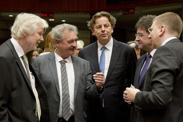 EU duy trì trừng phạt Nga khi xung đột leo thang tại Ukraine