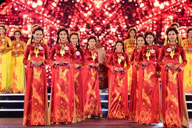 Nhan sắc nào sẽ có mặt trong Top 10 Hoa hậu Việt Nam 2016?