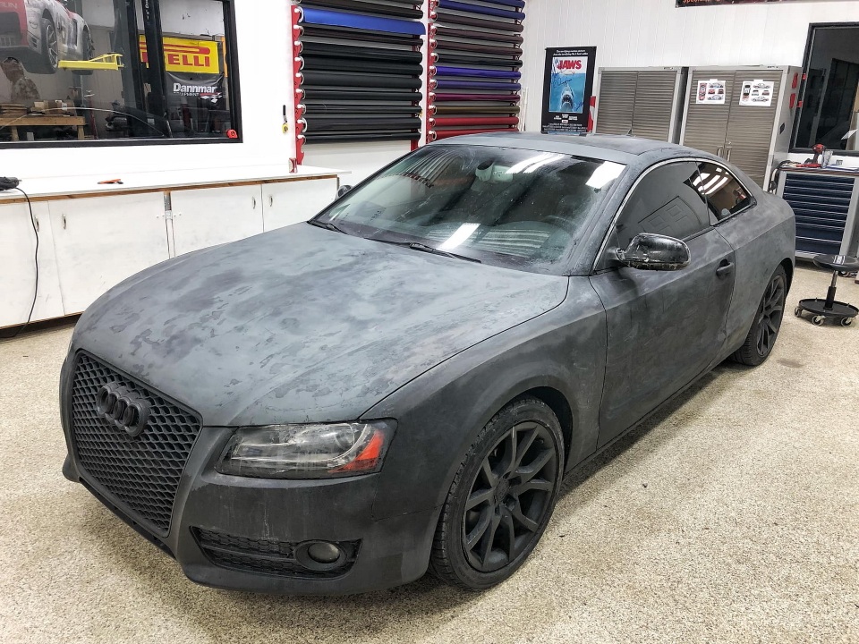 Màn hồi sinh nuột nà khó tin của một chiếc Audi A5 bỏ đi - 15 Màn hồi sinh nuột nà khó tin của một chiếc Audi A5 bỏ đi - 15