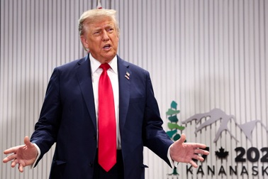 Tổng thống Trump: Loại Nga khỏi G8 là sai lầm