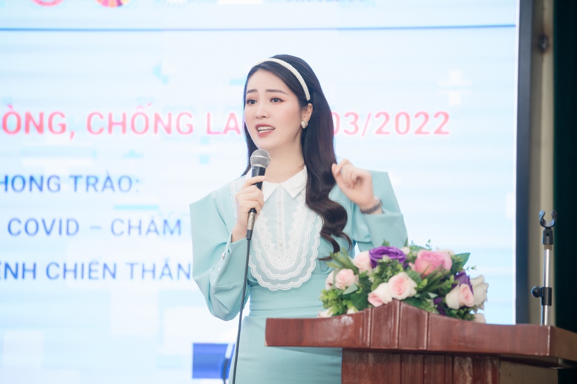 Á hậu Thụy Vân: Tôi không lo lắng bất an khi chồng đi đánh golf - 2 Á hậu Thụy Vân: Tôi không lo lắng bất an khi chồng đi đánh golf - 2