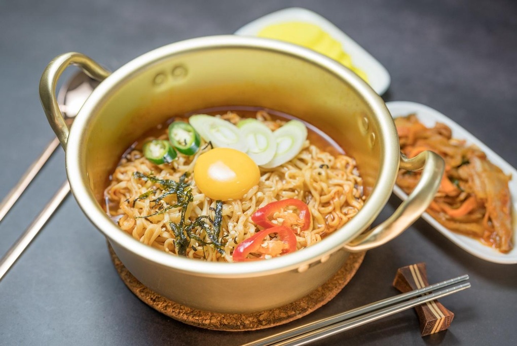 Cho trẻ ăn mì gói, phụ huynh cần lưu ý những thông tin gì? - 2 Cho trẻ ăn mì gói, phụ huynh cần lưu ý những thông tin gì? - 2