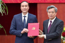 Ban Bí thư điều động cán bộ Trung ương về Phú Thọ