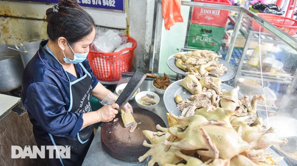 Quán ngan gié lâu đời ở Hà Nội, bà chủ U60 Quán ngan gié lâu đời ở Hà Nội, bà chủ U60