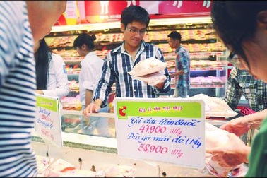 Big C ngừng bán gà dai Hàn Quốc