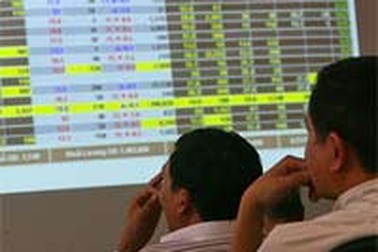 Chứng khoán "ngã ngựa" phiên cuối tuần