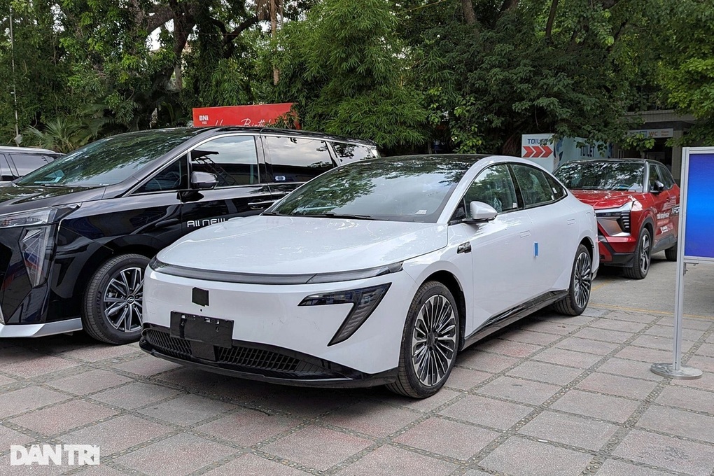 Nissan xuất khẩu xe điện từ Trung Quốc vào năm sau, có mẫu đã về Việt Nam - 1 Nissan xuất khẩu xe điện từ Trung Quốc vào năm sau, có mẫu đã về Việt Nam