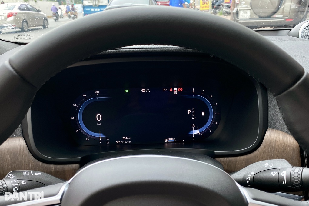 Bỏ tiền tỷ mua xe hơn nửa năm, khách đi Volvo tại Việt Nam mới có CarPlay - 3 Bỏ tiền tỷ mua xe hơn nửa năm, khách đi Volvo tại Việt Nam mới có CarPlay - 3