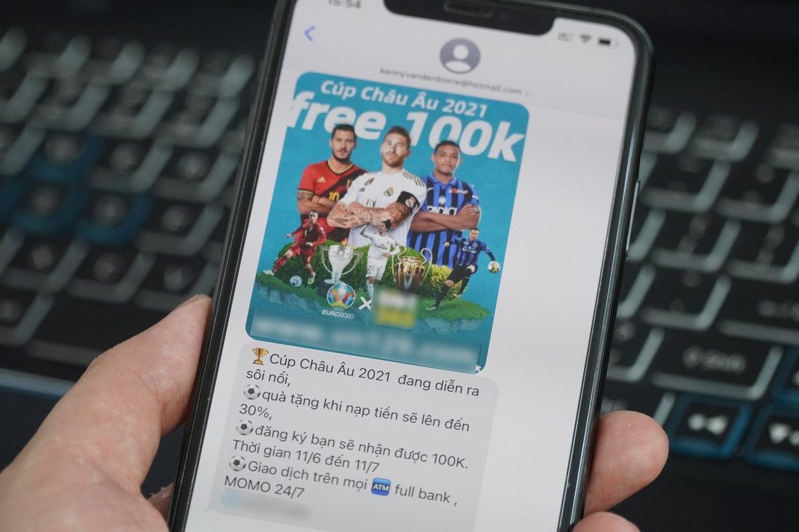 Tin nhắn rác mạo danh Amazon tràn lan trên iMessage - 2 Tin nhắn rác mạo danh Amazon tràn lan trên iMessage - 2
