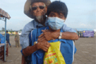 Ăn chay, “say” làm việc thiện 