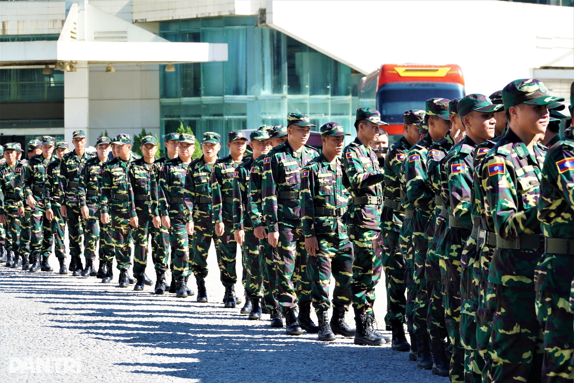 Món quà đặc biệt tặng đoàn quân nhân Lào tham gia A80 - 3 Món quà đặc biệt tặng đoàn quân nhân Lào tham gia A80 - 3
