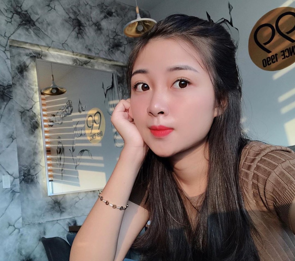 Cầu thủ Phan Văn Đức lần đầu công khai bạn gái hot girl giữa tin đồn sắp kết hôn - 8 Cầu thủ Phan Văn Đức lần đầu công khai bạn gái hot girl giữa tin đồn sắp kết hôn - 8