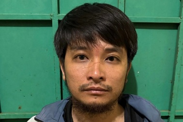 Cuộc trốn chạy của 2 thiếu nữ bị ép chiều chuộng khách đến hát karaoke