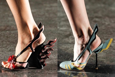 Những mẫu sandal cực hot cho mùa hè 2012