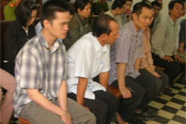 188 năm tù cho các bị cáo buôn bán hóa đơn VAT