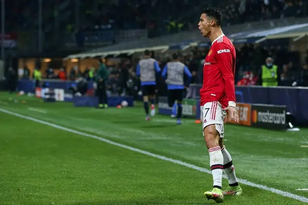 Sheringham: C.Ronaldo không phải là mẫu tiền đạo đủ tốt cho Man Utd - 2 Sheringham: C.Ronaldo không phải là mẫu tiền đạo đủ tốt cho Man Utd - 2