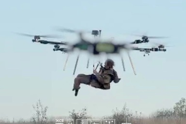 Ukraine lần đầu tiên trên thế giới sơ tán thương binh bằng UAV