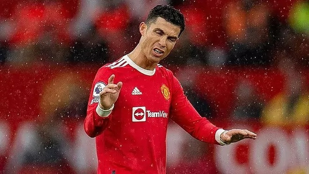 PSG bất ngờ muốn chiêu mộ C.Ronaldo để đá cặp với Messi - 1 PSG bất ngờ muốn chiêu mộ C.Ronaldo để đá cặp với Messi - 1