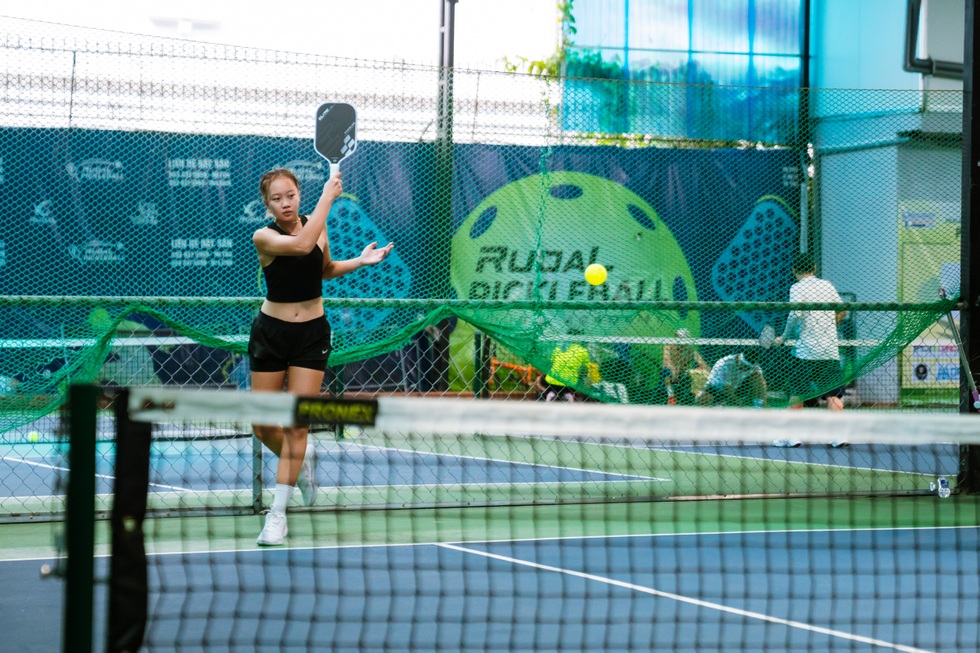 Cô gái Việt Nam 16 tuổi tiết lộ bí quyết giành 4 HCV pickleball thế giới - 4 Cô gái Việt Nam 16 tuổi tiết lộ bí quyết giành 4 HCV pickleball thế giới - 4