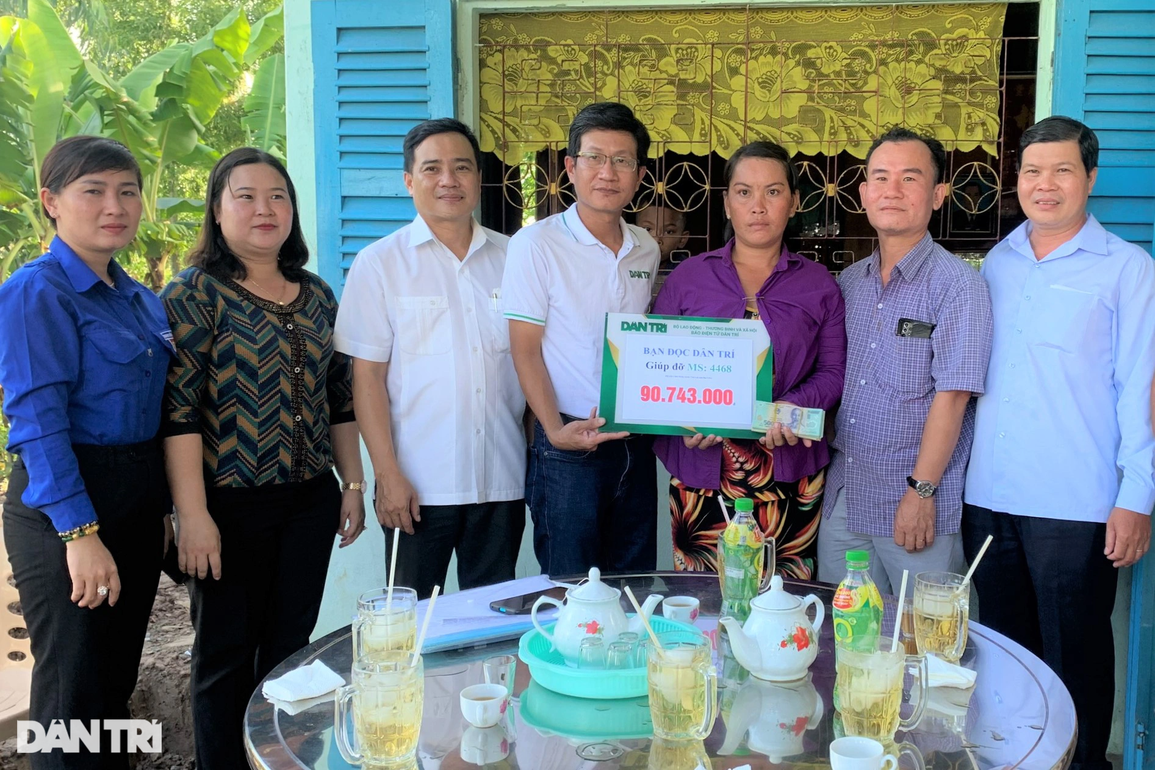 Bạn đọc giúp 3 trẻ thất học, bệnh tật, sống trong nhà lá 176 triệu đồng - 1 Bạn đọc giúp 3 trẻ thất học, bệnh tật, sống trong nhà lá 176 triệu đồng - 1