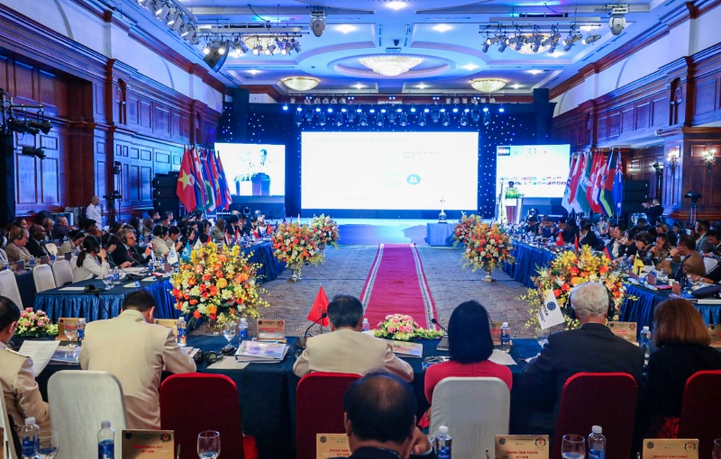 Công an các nước nêu sáng kiến quản lý trại giam, phạm nhân - 1 Công an các nước nêu sáng kiến quản lý trại giam, phạm nhân - 1