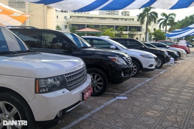 Mua bán xe bằng hợp đồng uỷ quyền: Rủi ro gặp rắc rối nếu xe gây tai nạn