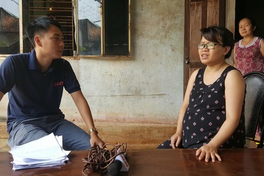 Thêm người tố cáo bị Hiệu trưởng lừa tiền chạy suất hợp đồng dài hạn