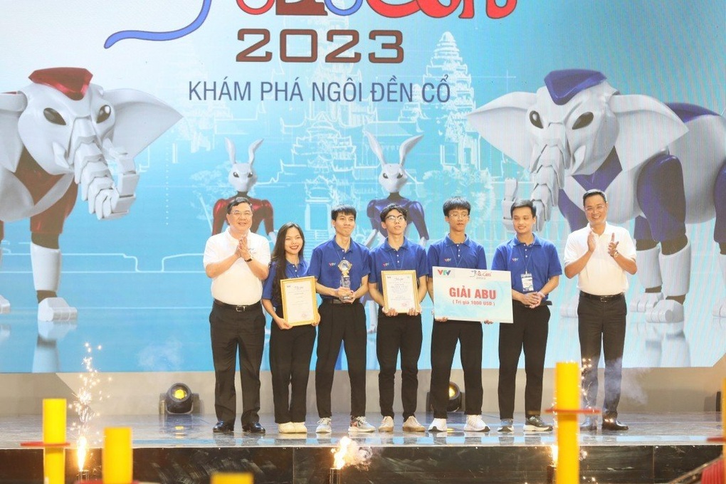 Trường Đại học Công nghiệp Hà Nội vô địch Robocon Việt Nam 2023 - 1 Trường Đại học Công nghiệp Hà Nội vô địch Robocon Việt Nam 2023 - 1