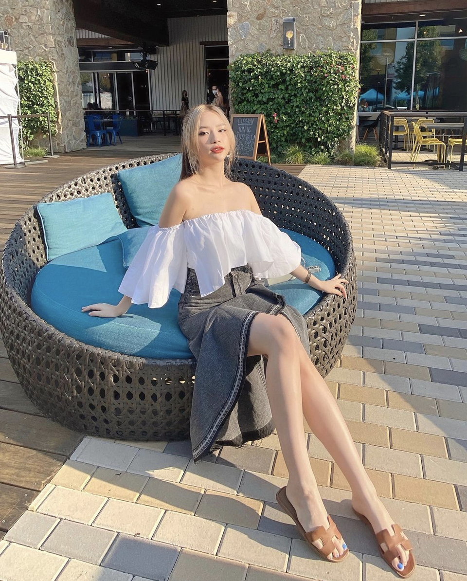 Tự sắm ô tô bạc tỷ năm 19 tuổi, hot girl Sài Gòn đặt mục tiêu mua nhà ở Mỹ - 9 Tự sắm ô tô bạc tỷ năm 19 tuổi, hot girl Sài Gòn đặt mục tiêu mua nhà ở Mỹ - 9