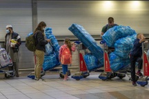 Hà Lan phát hiện 61 ca Covid-19 trên các chuyến bay từ Nam Phi