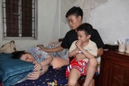 Mẹ ung thư giai đoạn cuối đau đáu tương lai con trai mắc tự kỷ