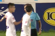 Thanh Hóa thắng ngược HA Gia Lai trong trận cầu nhiều tranh cãi