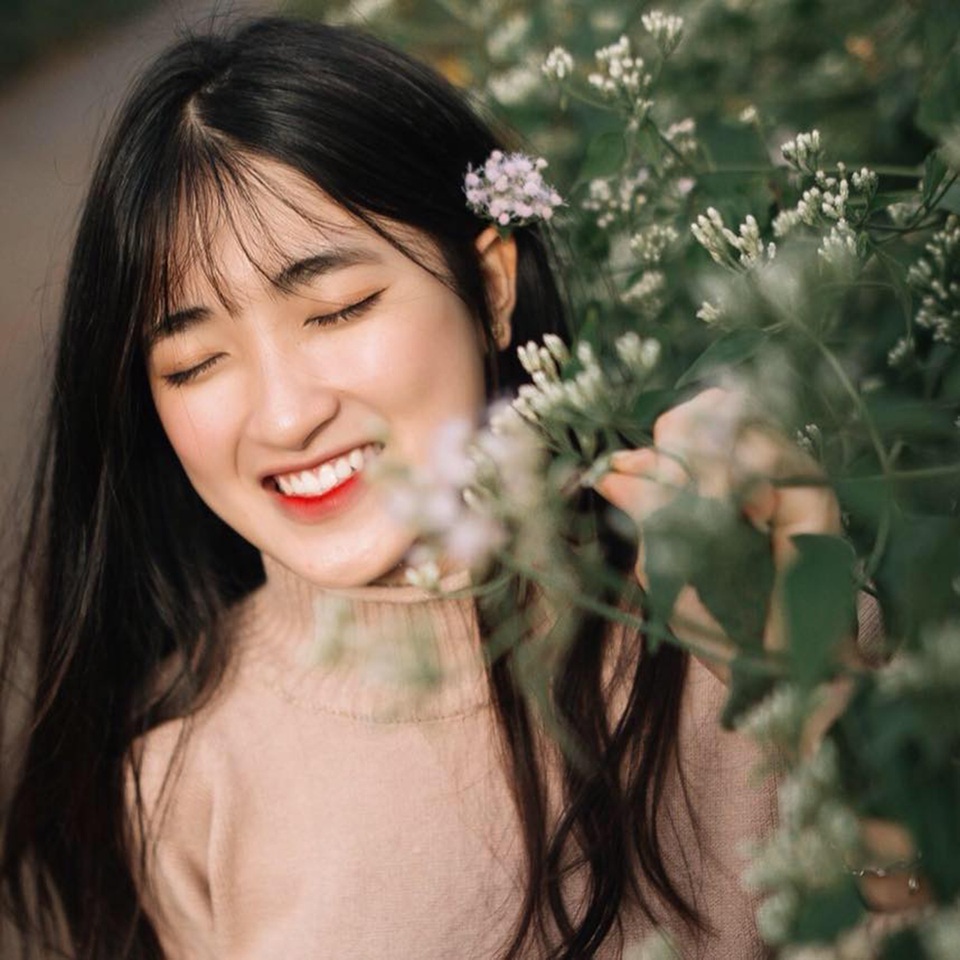 Xuất hiện bản sao “hot girl trà sữa” xinh như kẹo ngọt - 1