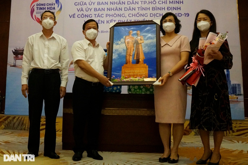 Mở cửa du lịch: Chúng ta phải chấp nhận sẽ xuất hiện những ca F0 - 5 Mở cửa du lịch: Chúng ta phải chấp nhận sẽ xuất hiện những ca F0 - 5