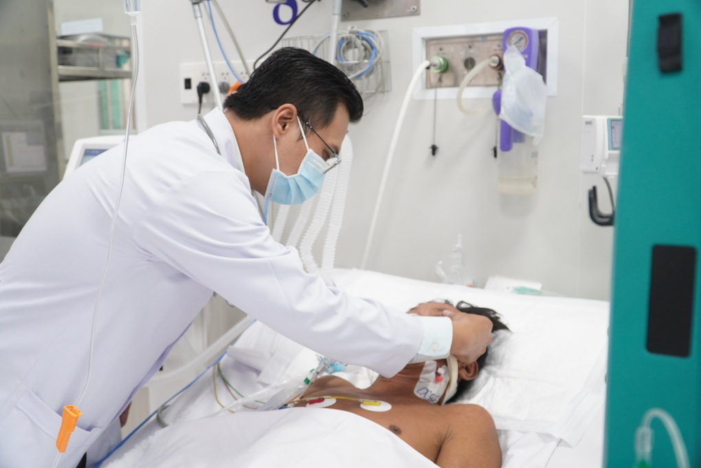 Mẹ nghi phạm 14 tuổi khai bỏ chất độc vào sữa: Con không tâm sự với tôi - 2 Mẹ nghi phạm 14 tuổi khai bỏ chất độc vào sữa: Con không tâm sự với tôi - 2