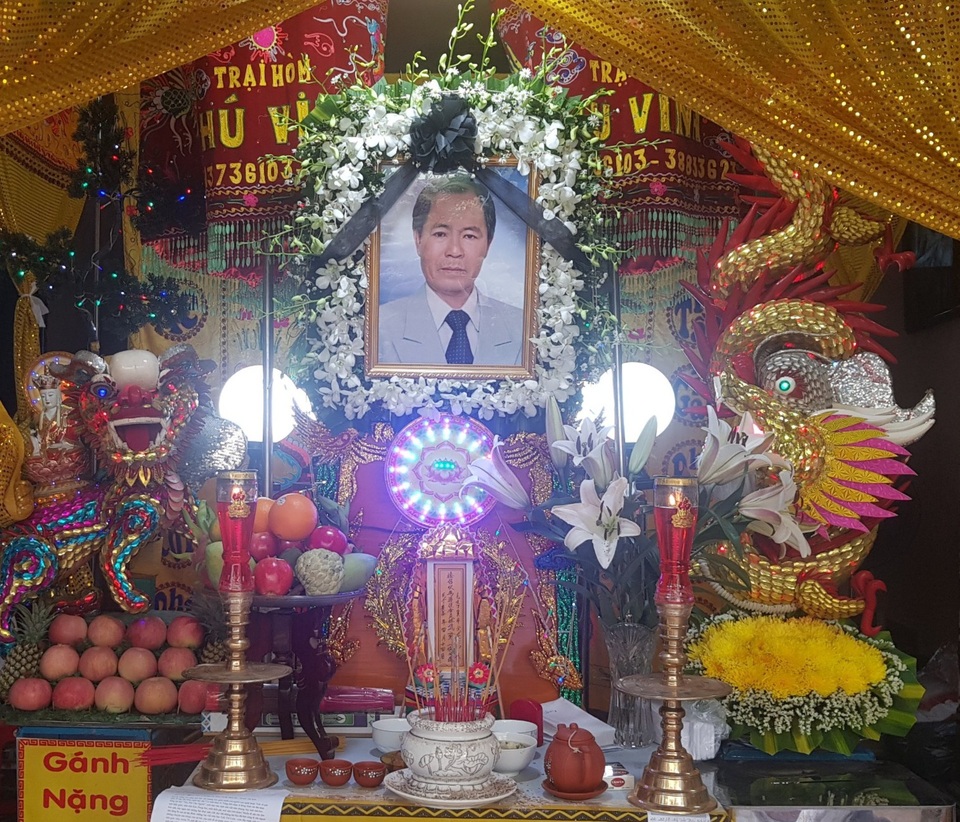 Người thân, đồng nghiệp tiễn biệt nhạc sĩ Vũ Đức Sao Biển - 1 Người thân, đồng nghiệp tiễn biệt nhạc sĩ Vũ Đức Sao Biển - 1