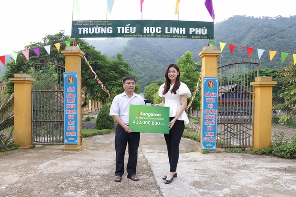 Thầy trò không còn cảnh vừa dạy học, vừa lo lớp sập - 10 Thầy trò không còn cảnh vừa dạy học, vừa lo lớp sập - 10