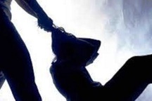 Thiếu nữ 15 tuổi tử vong trên giường ngủ nghi do bị siết cổ